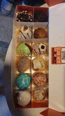 Mass Hole Donuts by null Mass Hole Donuts by null