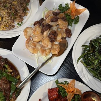 Chin's Szechwan - Encinitas - Tangerine chicken, green bean, Walnut Shrimp (Gluten Free) (L) Beef Fried Riceneef Beef & Broccoli in Brown Sauce, - Chinese Near Me - Encinitas, California Chin's Szechwan - Encinitas - Tangerine chicken, green bean, Walnut Shrimp (Gluten Free) (L) Beef Fried Riceneef Beef & Broccoli in Brown Sauce, - Chinese Near Me - Encinitas, California