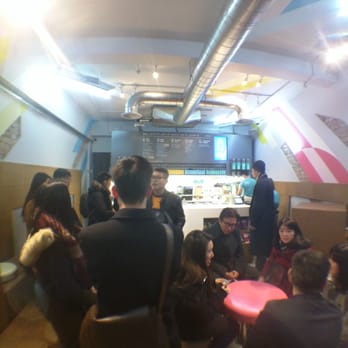 Biju Bubble Tea Room - Coffee & Tea Near Me - London, XGL