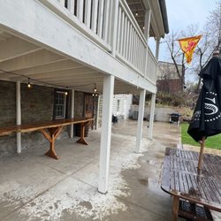 The Woods House Historic Pub