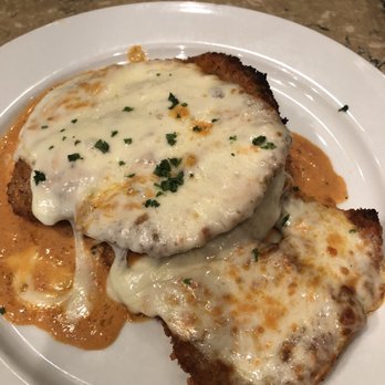 Americano Pie Bar - Chicken parm Alla Vodka - Italian Near Me - Islip, New York