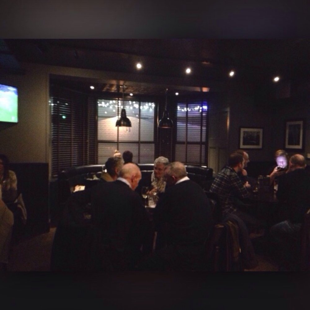 No 10 Bar & Restaurant - Bar area - Bars Near Me - Aberdeen, ABE No 10 Bar & Restaurant - Bar area - Bars Near Me - Aberdeen, ABE