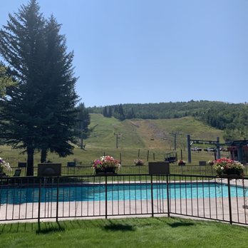 The Inn at Aspen - Hotels Near Me - Aspen, Colorado