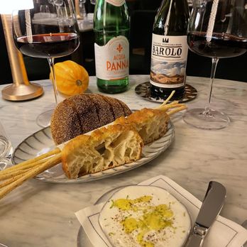 Giano Restaurant - Bread and accompanying spread - Italian Near Me - Rome, RM