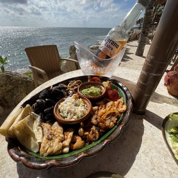 Temptation Resort - Seafood lunch on the beach - Hotels Near Me - Cancún, ROO Temptation Resort - Seafood lunch on the beach - Hotels Near Me - Cancún, ROO