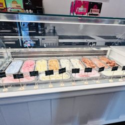 A La Mode Shoppe - The flavors