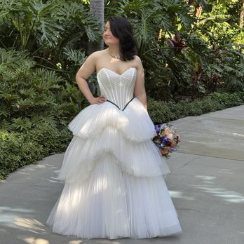 Armeene's Tailoring & Alterations - The end result with the fixed belt on the wedding day! - Sewing & Alterations Near Me