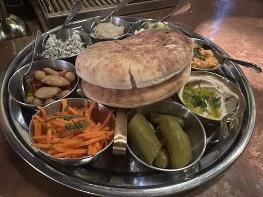 MeeshMeesh Mediterranean by null