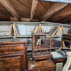 Jere's Antiques