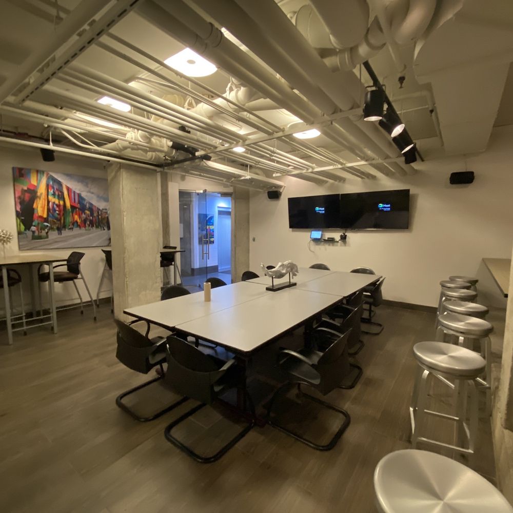 Hub 116 - Shared Office Spaces Near Me - Chicago, Illinois Hub 116 - Shared Office Spaces Near Me - Chicago, Illinois