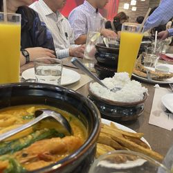 Seafood kare kare