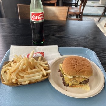 For The Win - Single cheeseburger with fries and Mexican Coke - Burgers Near Me - Whittier, California