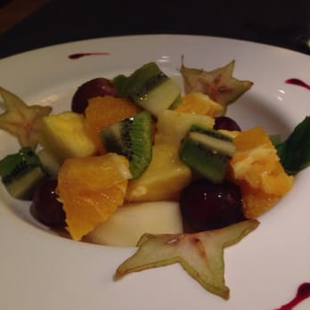 Hotel Atenea Port - Ensalada de fruta - so tasty - Hotels & Travel Near Me - Mataró, B