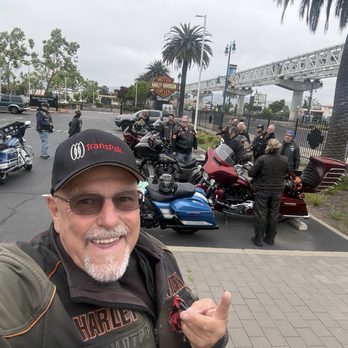 Bar B Q Pit - Group meet up at Oakland Harley Davidson. - Barbeque Near Me - Merced, California