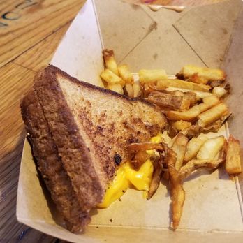 Maggies Kitchen - Burgers Near Me - Ouray, Colorado