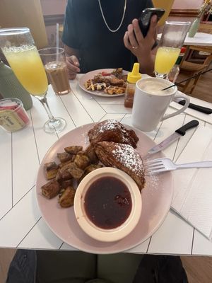 BAE Brunch Club by null