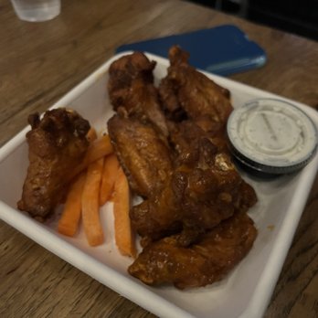 QC Pour House - Wings - American Near Me - Charlotte, North Carolina QC Pour House - Wings - American Near Me - Charlotte, North Carolina