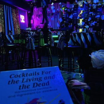 Allusion Cocktail Bar (Powers)