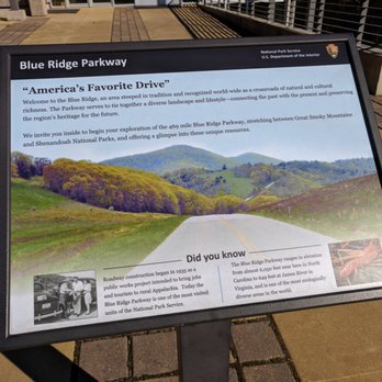 Blue Ridge Parkway - Outside the Blue Ridge Parkway Visitor Center in Asheville. - Parks Near Me - Asheville, North Carolina Blue Ridge Parkway - Outside the Blue Ridge Parkway Visitor Center in Asheville. - Parks Near Me - Asheville, North Carolina