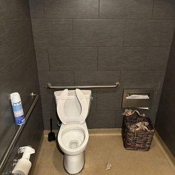 Thanh Long - Restroom - Seafood Near Me - San Francisco, California Thanh Long - Restroom - Seafood Near Me - San Francisco, California