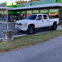 Lucky's Autosports and Offroad