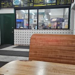 Eddie's Carryout - Inside