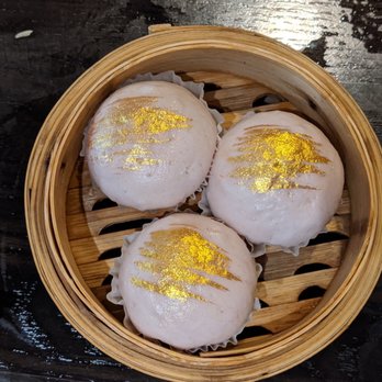 Han Palace - Complimentary buns - Dim Sum Near Me - McLean, Virginia