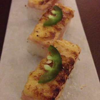 JaBistro - Salmon Oshizushi - Japanese Near Me - Toronto, Ontario