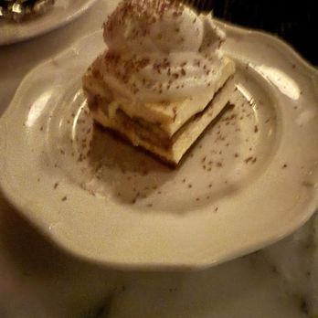 Donna's - Tiramisu - Italian Near Me - Los Angeles, California Donna's - Tiramisu - Italian Near Me - Los Angeles, California
