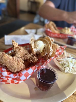 Roscoe's House of Chicken and Waffles by null