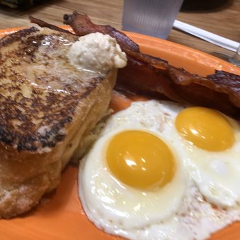 Tower Cafe - Famous French Toast - Breakfast & Brunch Near Me - Sacramento, California Tower Cafe - Famous French Toast - Breakfast & Brunch Near Me - Sacramento, California