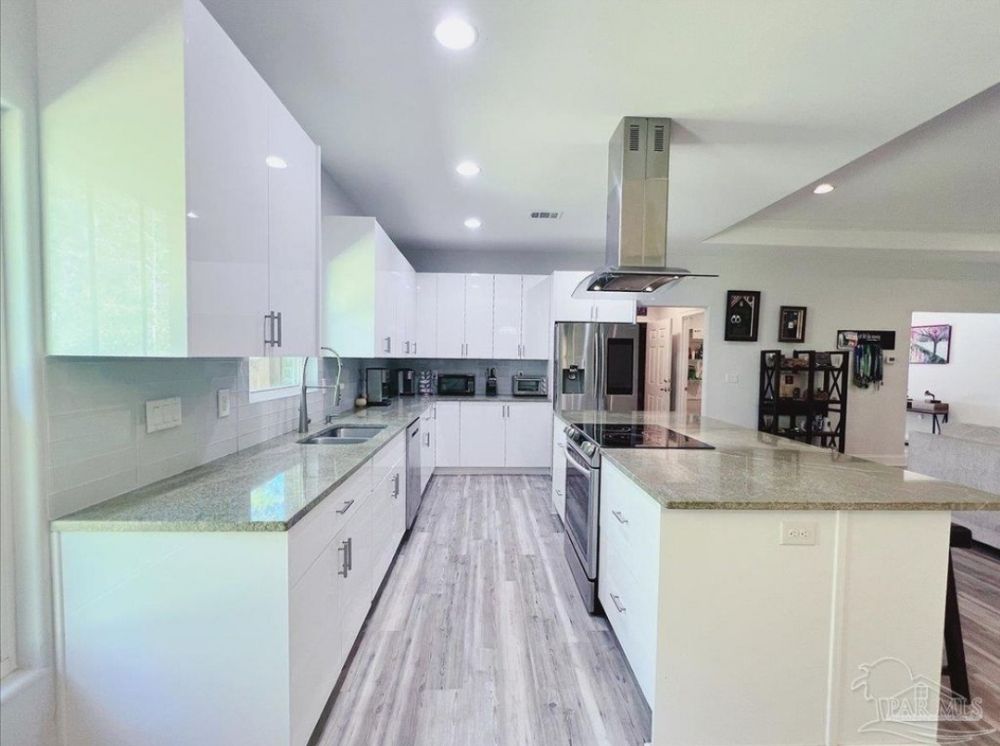 Slide of Southern Excellence Contracting