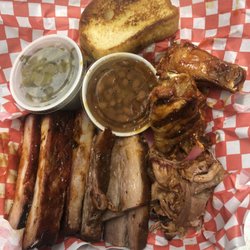 Old Man Jeff’s Barbecue - My partner's meal