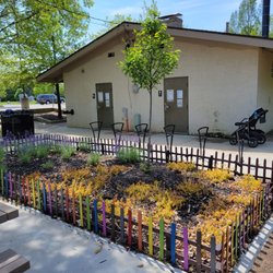 Reed Road Park - Cute garden by the playground.