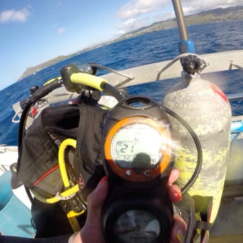 Island Divers - Scuba Diving Near Me - Honolulu, Hawaii Island Divers - Scuba Diving Near Me - Honolulu, Hawaii