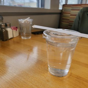 Coco’s cafe - Water cups - Breakfast & Brunch Near Me - Zion, Illinois Coco’s cafe - Water cups - Breakfast & Brunch Near Me - Zion, Illinois