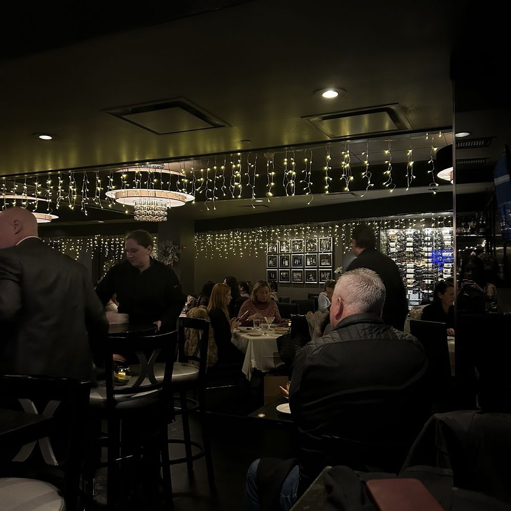 Morton's The Steakhouse - Steakhouses Near Me - Portland, Oregon Morton's The Steakhouse - Steakhouses Near Me - Portland, Oregon