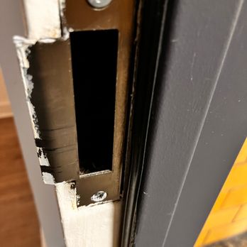 Best Locksmith NY - Door Repair for Lock Installation by Best Locksmith NY - Keys & Locksmiths Near Me - Bronx, New York