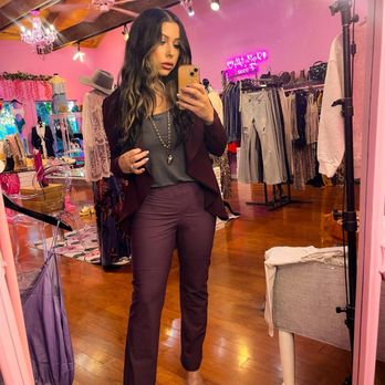 Plenty Boutique - Spanx Capris and Magic Blazer - Women's Clothing Near Me - Marble Falls, Texas Plenty Boutique - Spanx Capris and Magic Blazer - Women's Clothing Near Me - Marble Falls, Texas