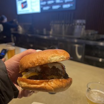 Validation Ale - Validated smash burger - Breweries Near Me - Santa Barbara, California