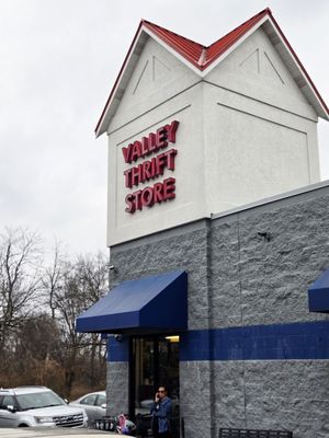 Valley Thrift Store