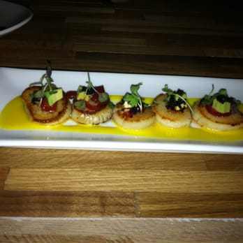 District - Oakland - Succulent scallops - Wine Bars Near Me - Oakland, California District - Oakland - Succulent scallops - Wine Bars Near Me - Oakland, California