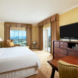 Shane Diet & Fitness Resorts - Single room overlooking the golf course.