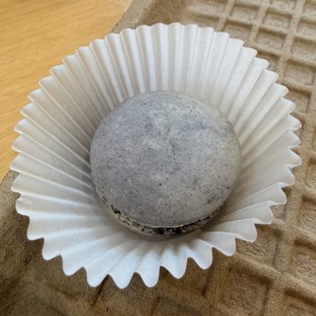 Fancy Flavors - Earle Gray Macaron - Macarons Near Me - San Jose, California