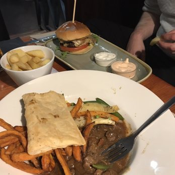 Lavery's - Pubs Near Me - Belfast, BFS Lavery's - Pubs Near Me - Belfast, BFS