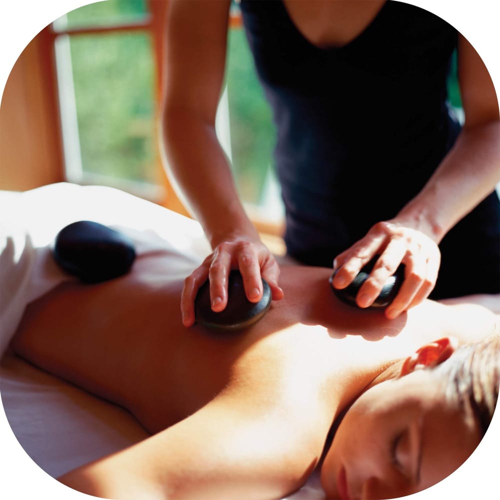 Reverie Spa Logo