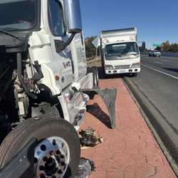 Diesel Truck Repair and 24/7 Roadside Service - Changing air compressor freightliner cascadia near downtown Sacramento