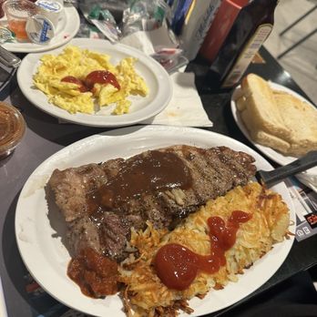 Lou's Diner - Steak and egg breakfast - Diners Near Me - Las Vegas, Nevada Lou's Diner - Steak and egg breakfast - Diners Near Me - Las Vegas, Nevada