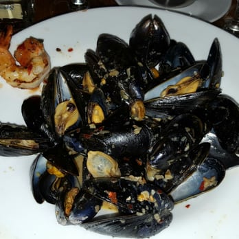 Max's Seafood Cafe - Thai Mussels were fantastic - Seafood Near Me - Gloucester City, New Jersey