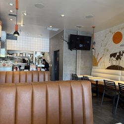 Burger Lounge - Inside seating